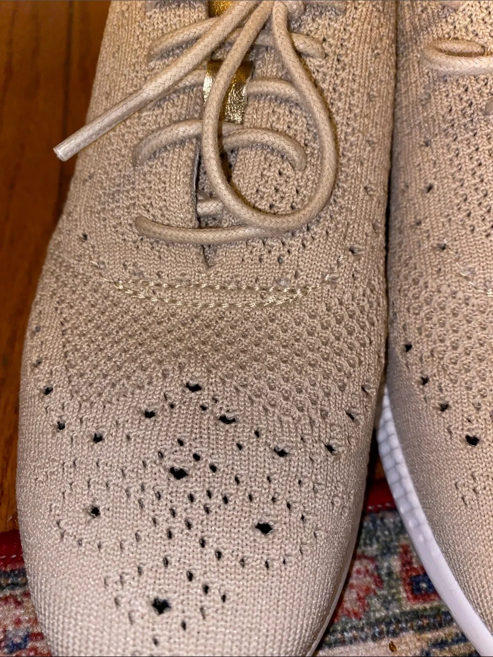 Cole Haan Knit Lace-Up Sneakers in Light Beige with Gold Accent EXCELLENT Cond.